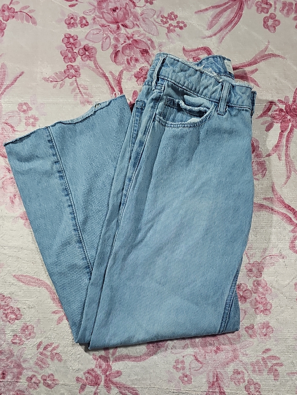 Hollister Light Blue Low-Rise Baggy Jeans